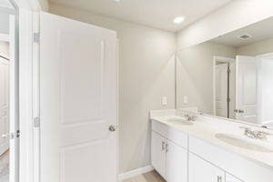 Tampa - Watergrass Towns - 7628 Intrepid Rd, Wesley Chapel, FL 33545 - 030