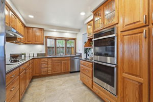 011_F8_7629 Elderwood Ct
