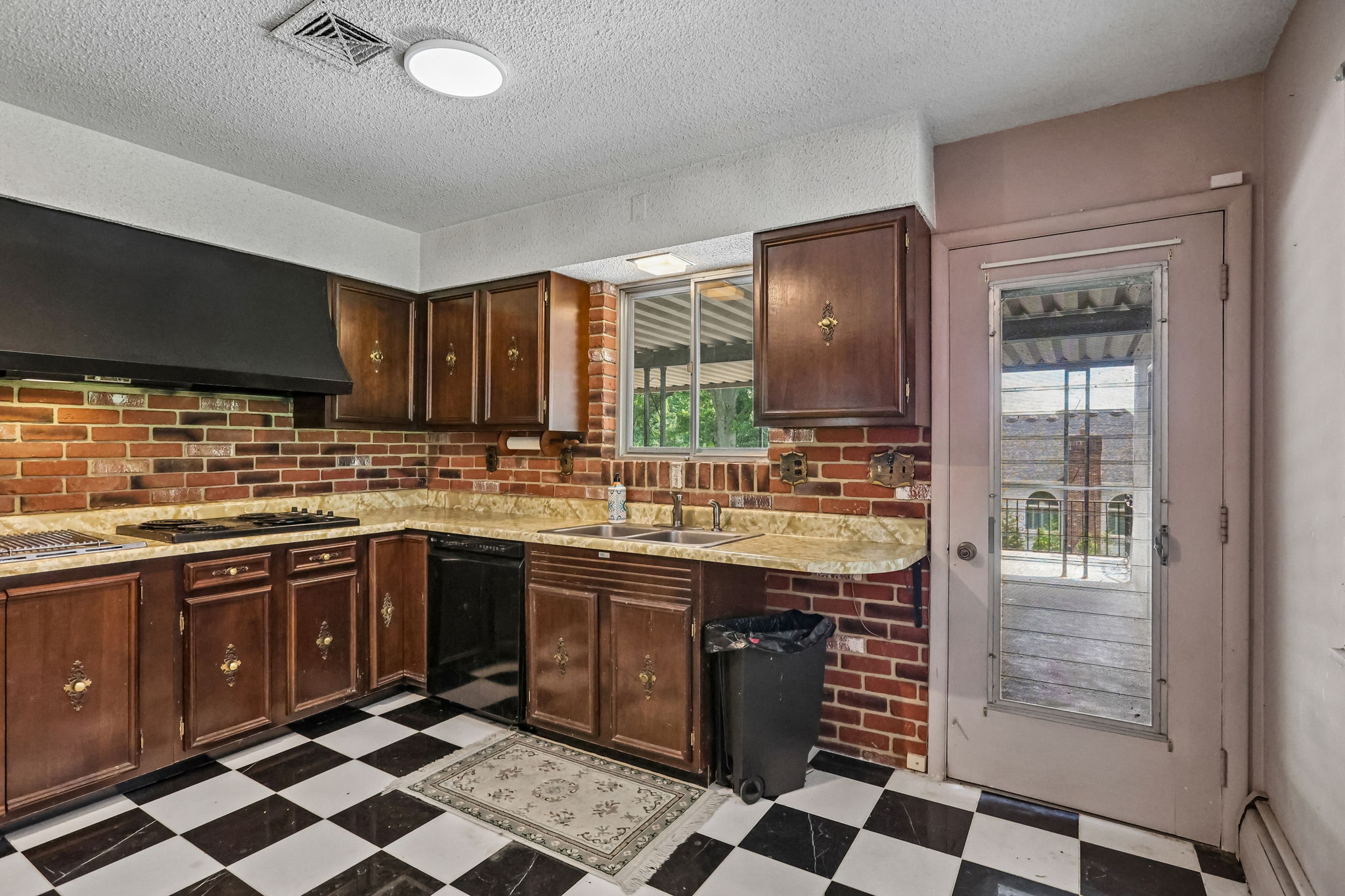 763 Questover Ln, Saint Louis-S1808-013r