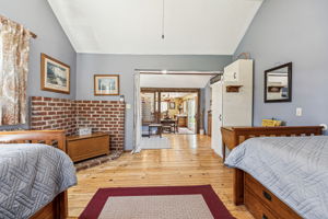 15_Interior