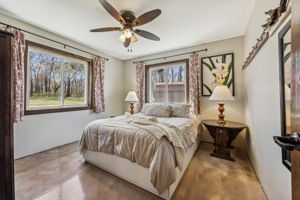 16_Interior