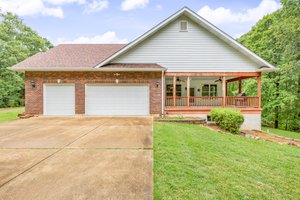 004 - 7631 Oak Crest Ct, Barnhart, MO.jpg