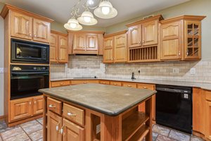 025 - 7631 Oak Crest Ct, Barnhart, MO.jpg