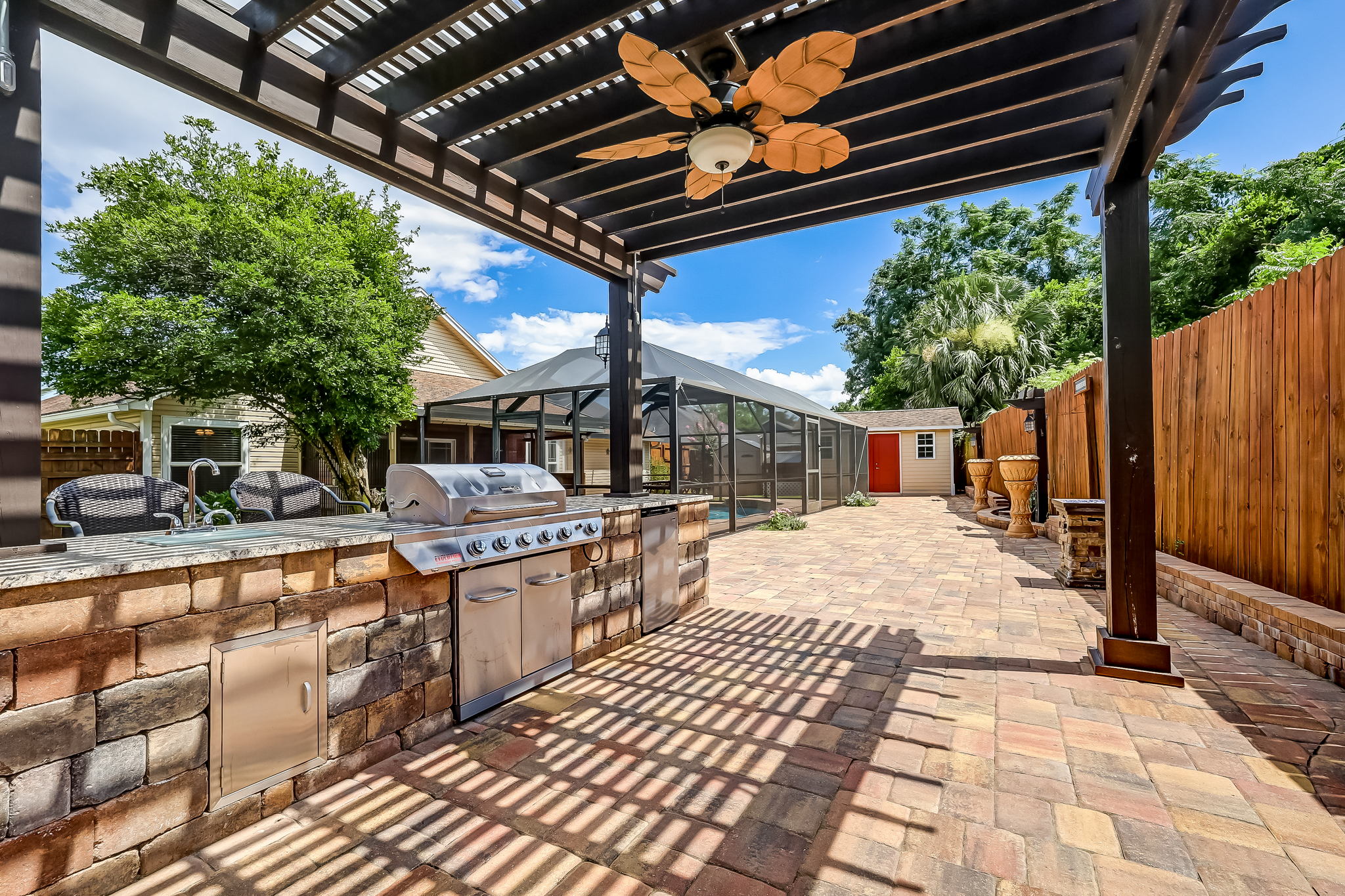 Outdoor Kitchen