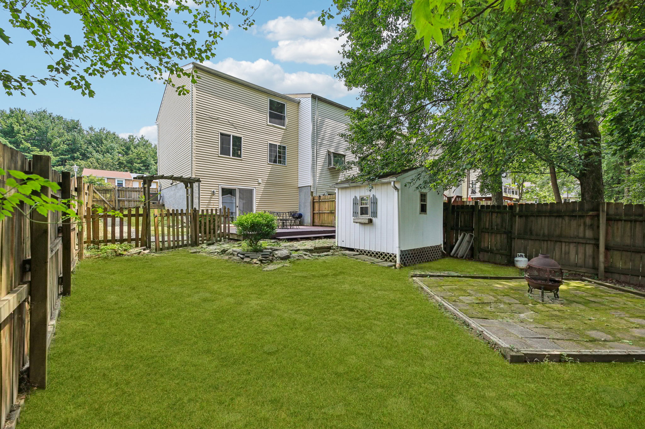 Fairbanks Ct-L0508-026.jpg