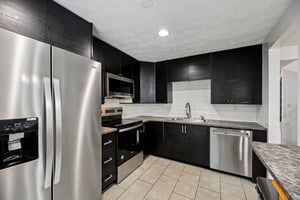 Fairbanks Ct-L0508-012.jpg