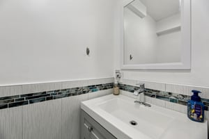 Fairbanks Ct-L0508-015.jpg