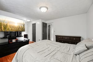 Fairbanks Ct-L0508-024.jpg