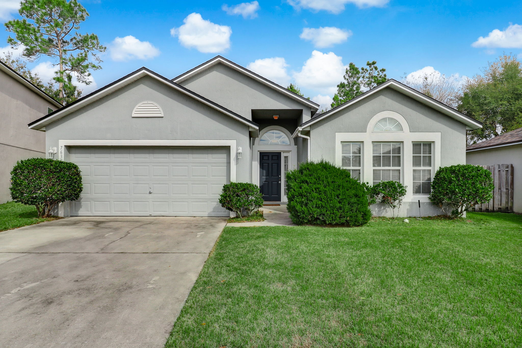 Welcome to 76397 Longleaf Loop