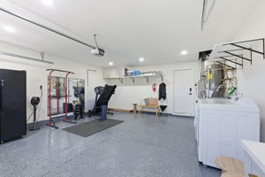  Photo 0