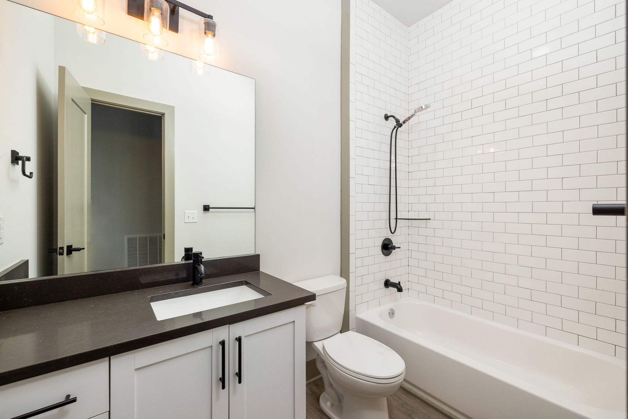 20260421_764memorial_estadt034