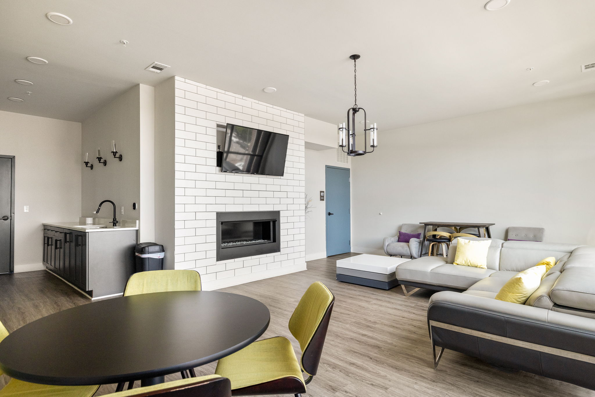 20260421_764memorial_estadt055