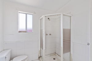  Photo 34