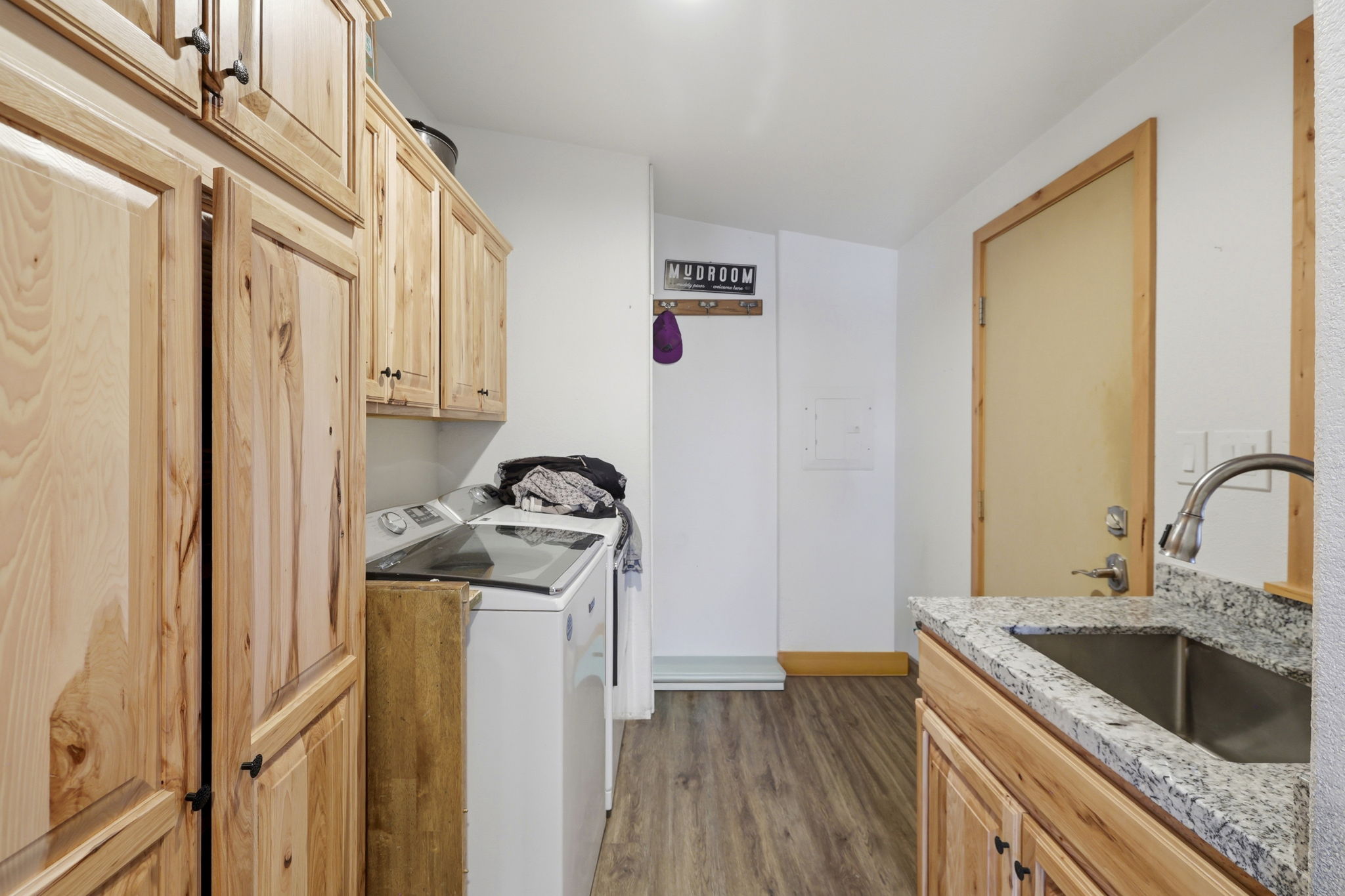 Laundry Room SR