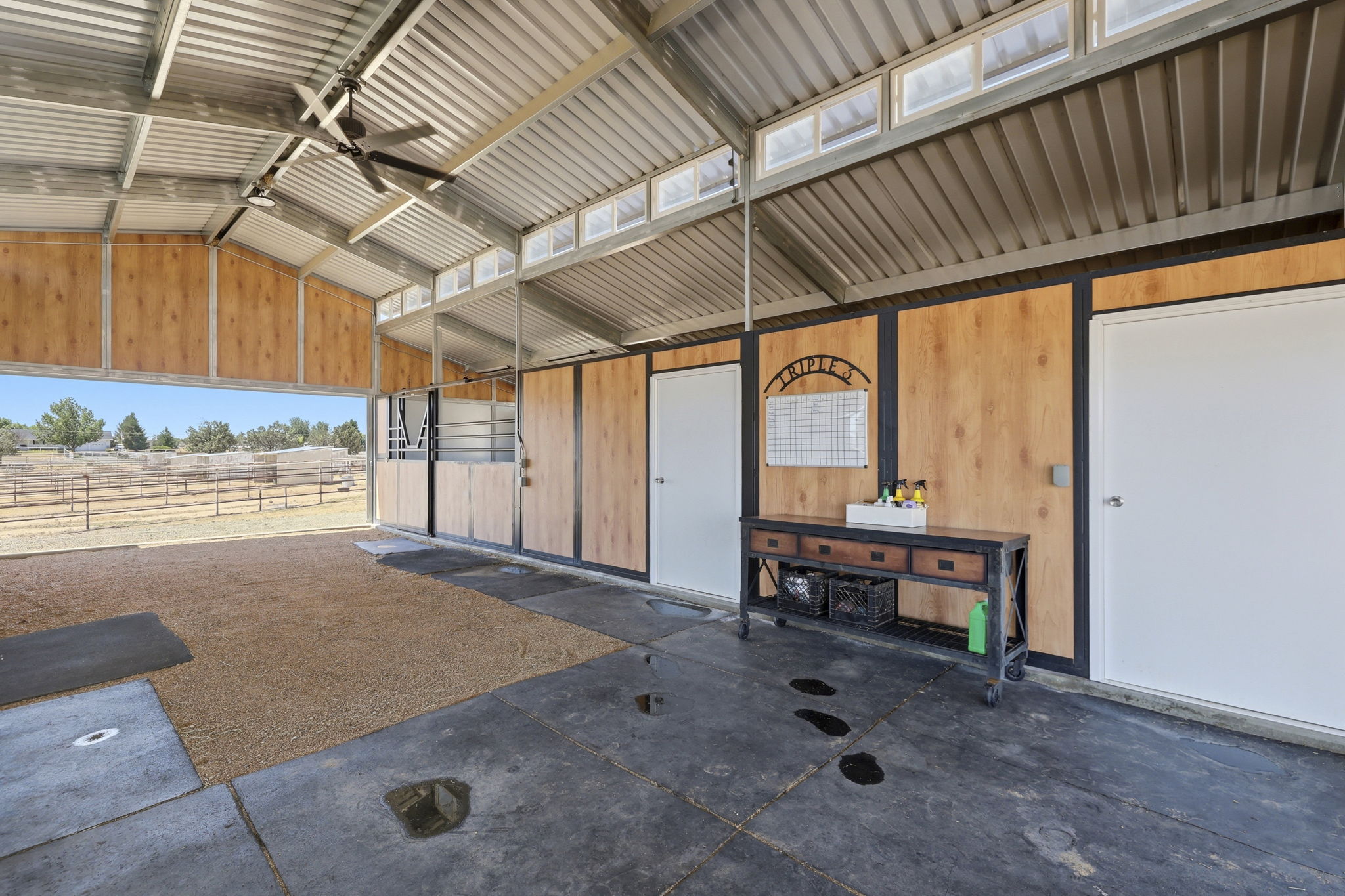Barn 2 Interior