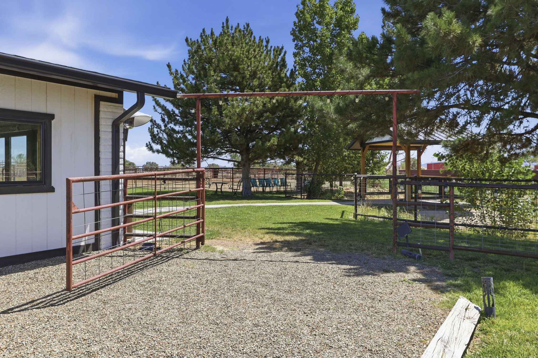 Lawn Entrance