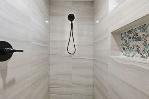 Bathroom 2-3