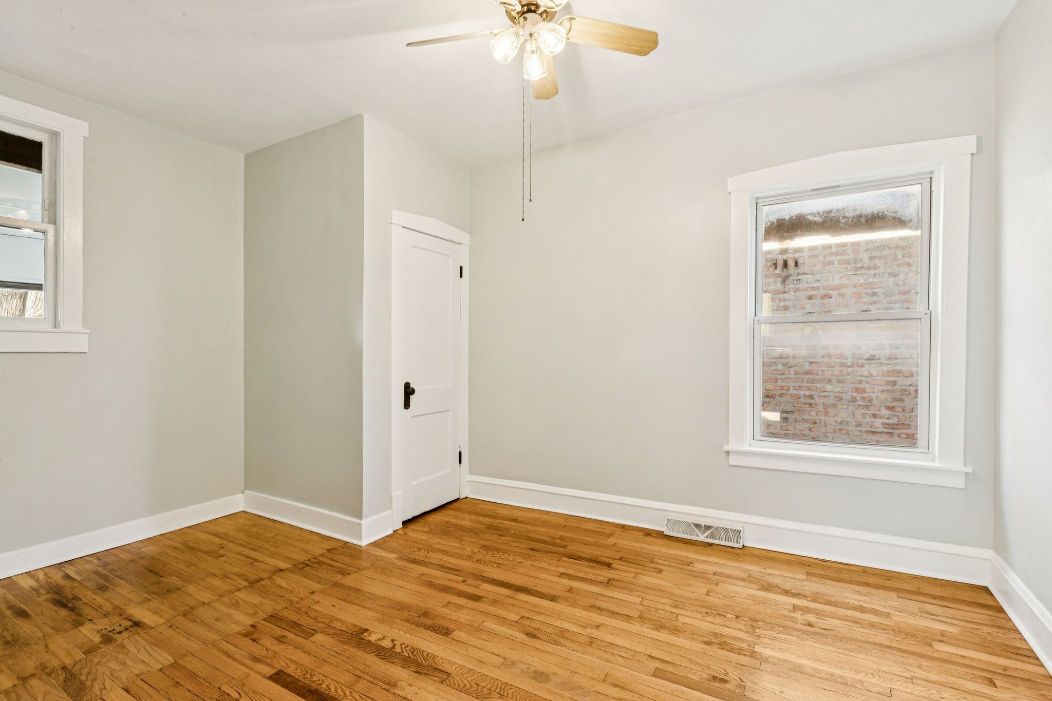 S Bishop St-S1702-017.jpg