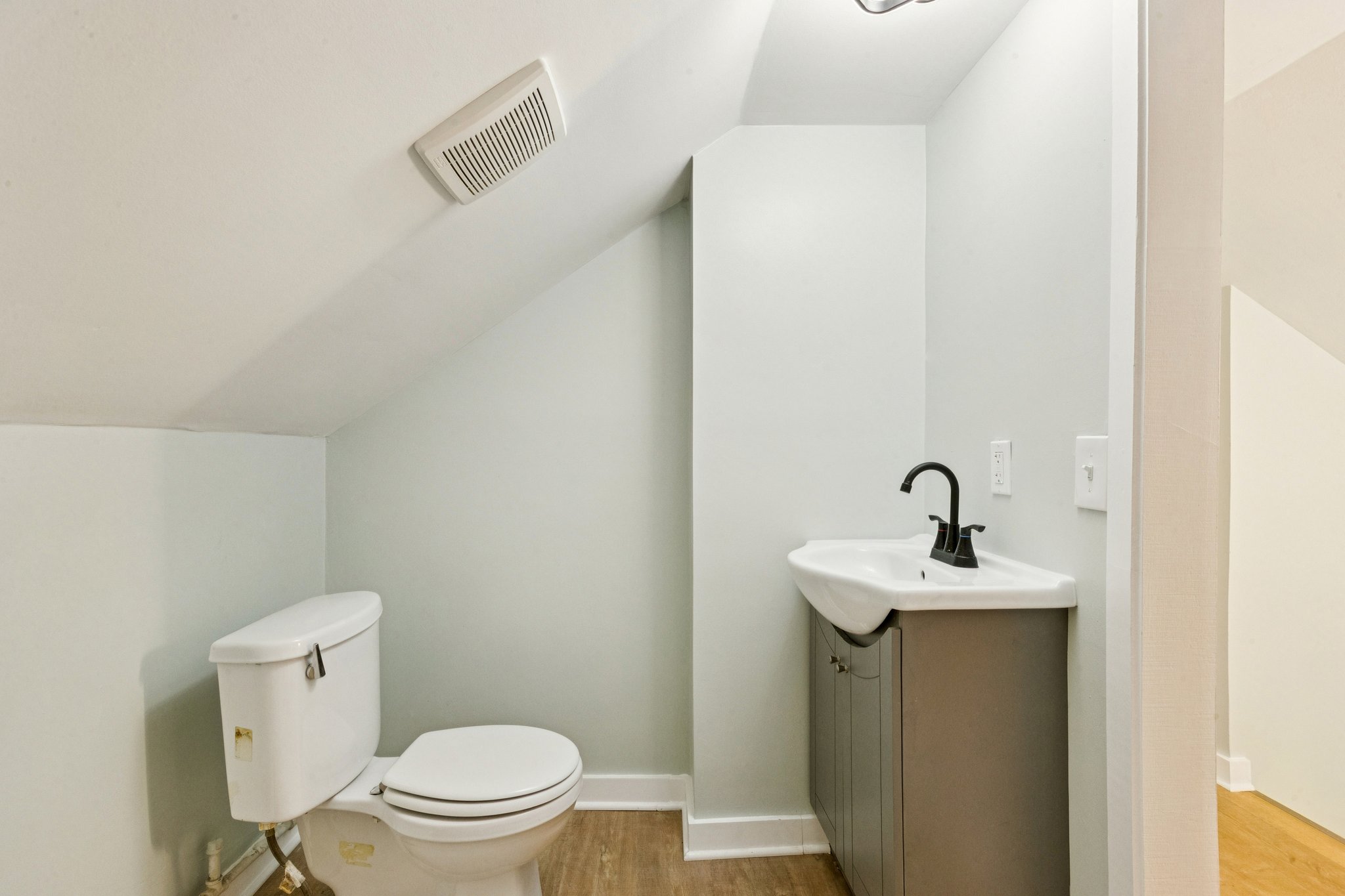 S Bishop St-S1702-033.jpg