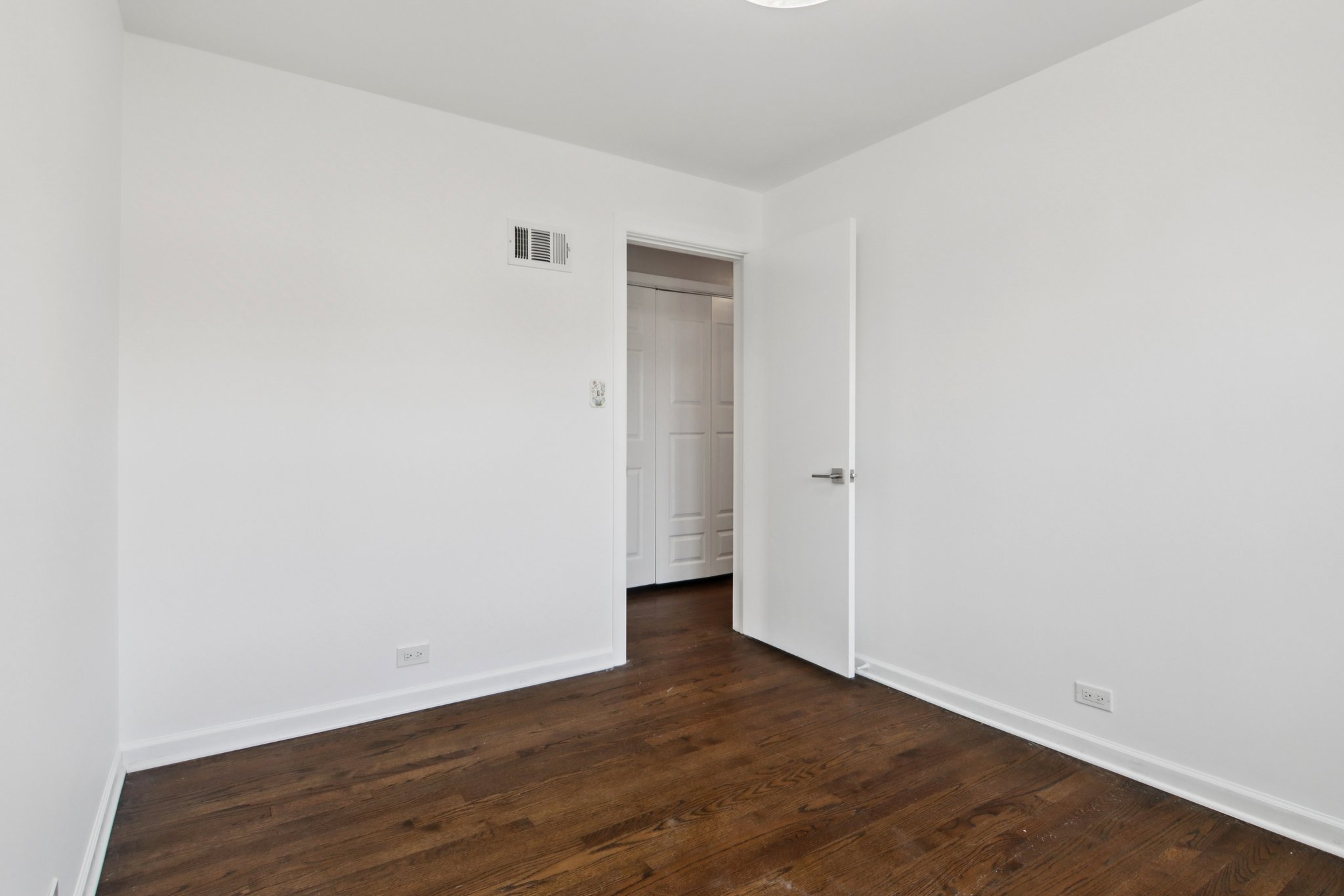 Kilbourn Ave-S2103-014.jpg