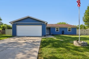 Madden Dr-1005-001.jpg