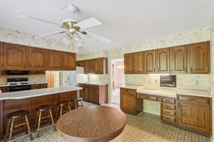 N Linden Ln-S0608-017.jpg