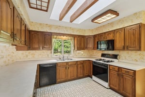 N Linden Ln-S0608-021.jpg