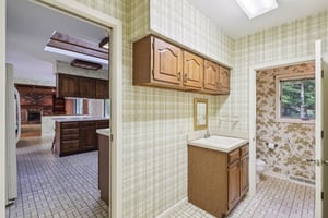 N Linden Ln-S0608-026.jpg