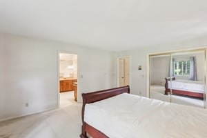 N Linden Ln-S0608-044.jpg