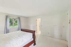 N Linden Ln-S0608-045.jpg