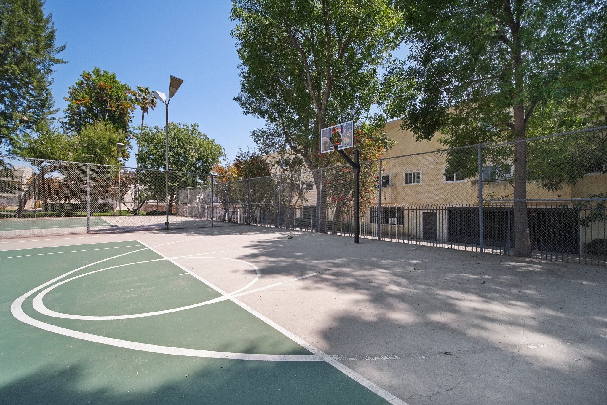 Reseda Blvd 73-057.jpg