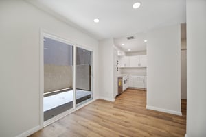 Reseda Blvd 73-015.jpg