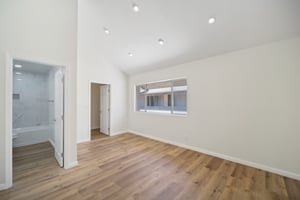 Reseda Blvd 73-027.jpg