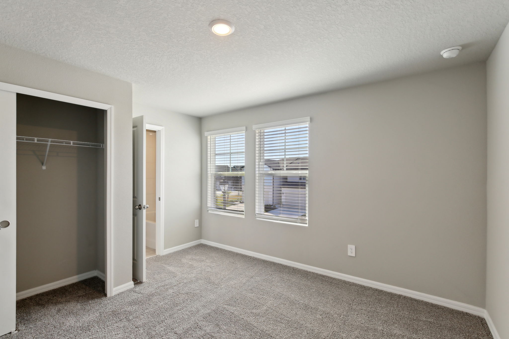 Tampa - Watergrass Towns - 7652 Intrepid Road, Wesley Chapel, FL 33545 - 016