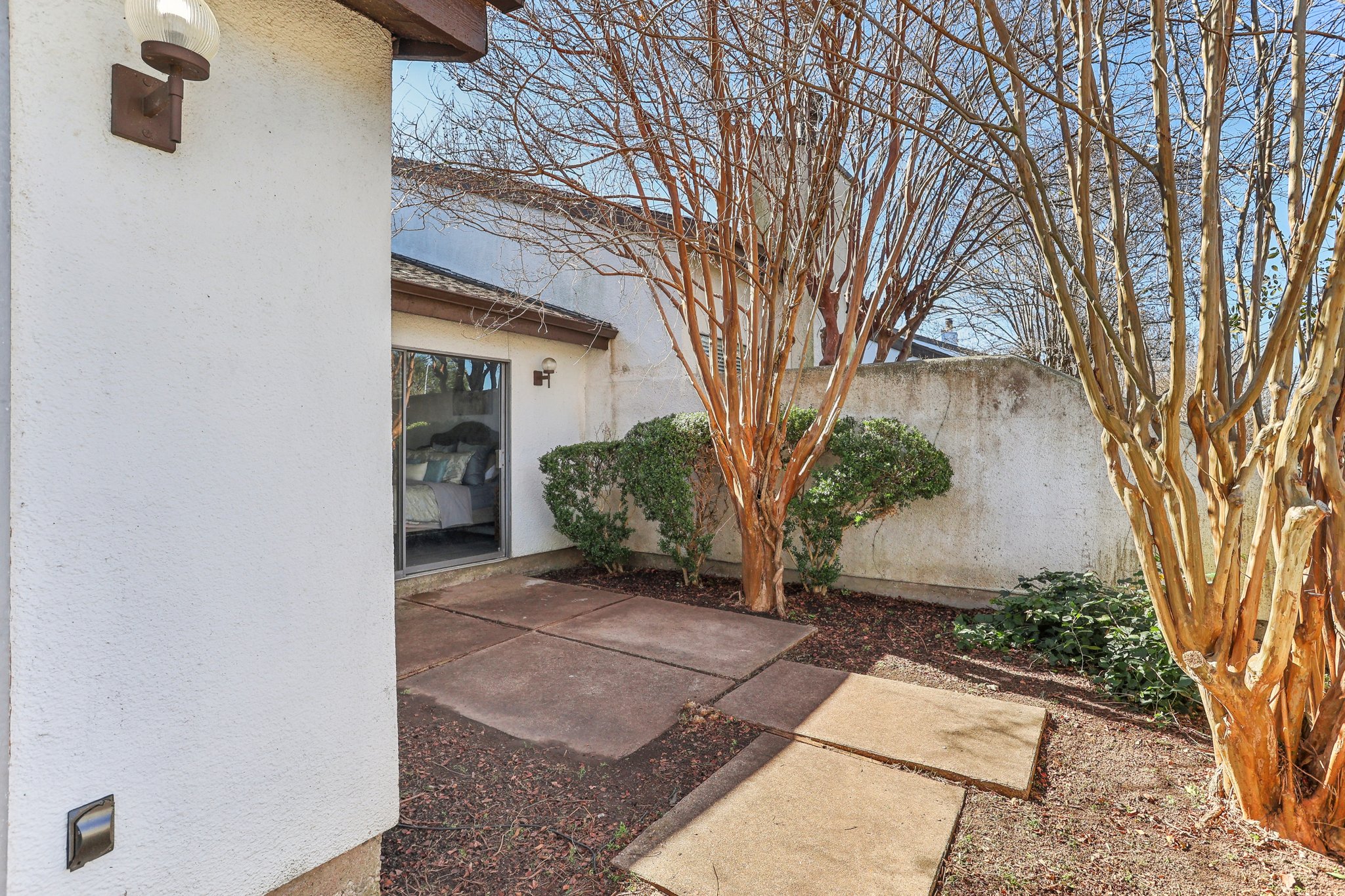 S Braeswood Blvd 51-032.jpg