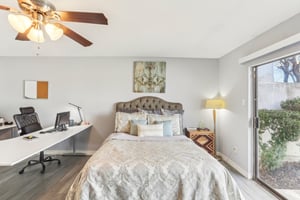 S Braeswood Blvd 51-021.jpg
