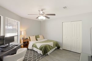 S Braeswood Blvd 51-027.jpg