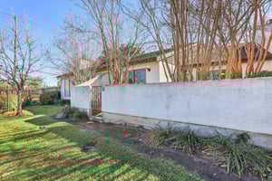 S Braeswood Blvd 51-036.jpg