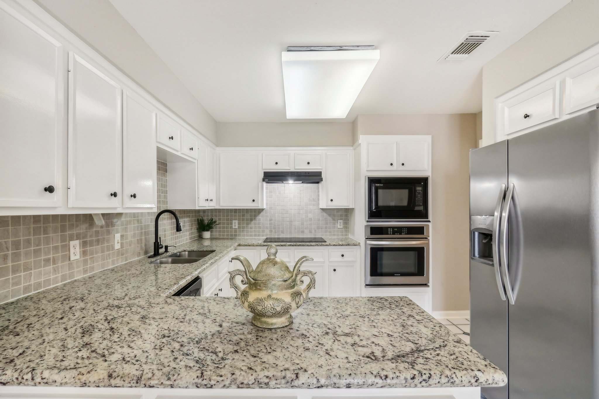 S Braeswood Blvd 56-020.jpg