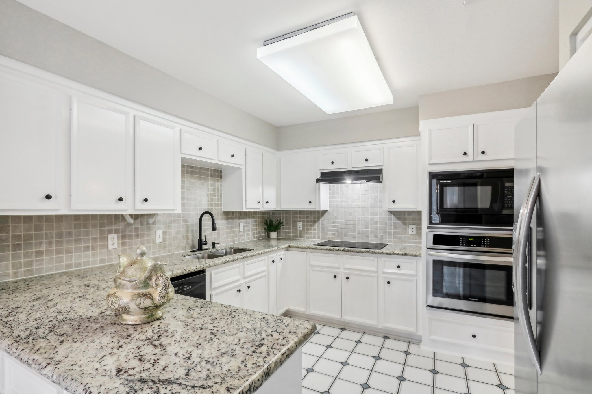 S Braeswood Blvd 56-023.jpg