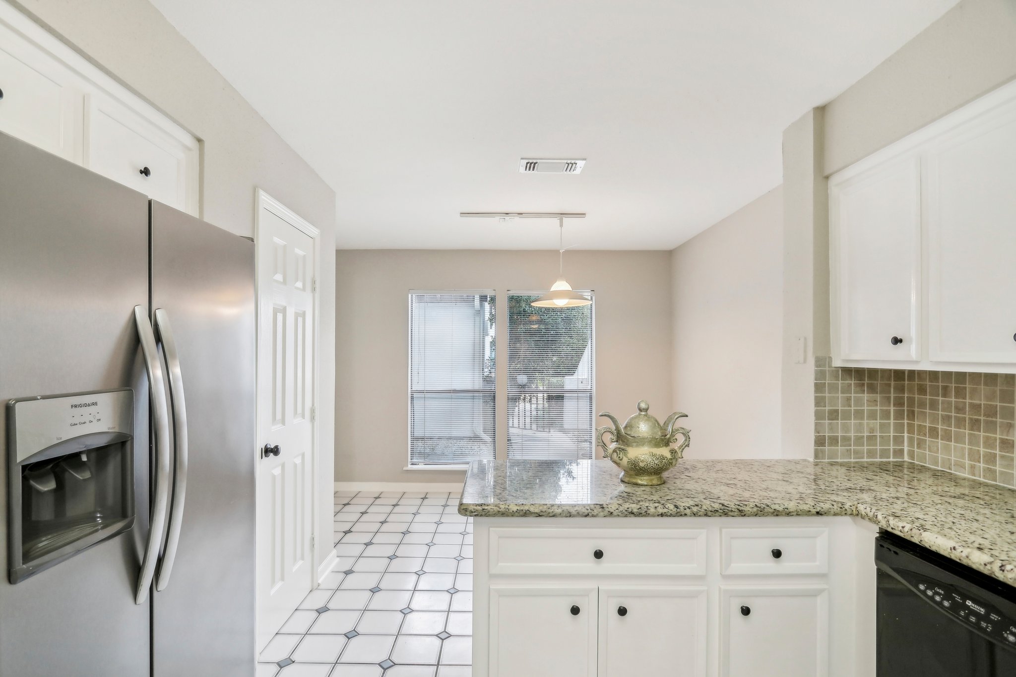 S Braeswood Blvd 56-024.jpg