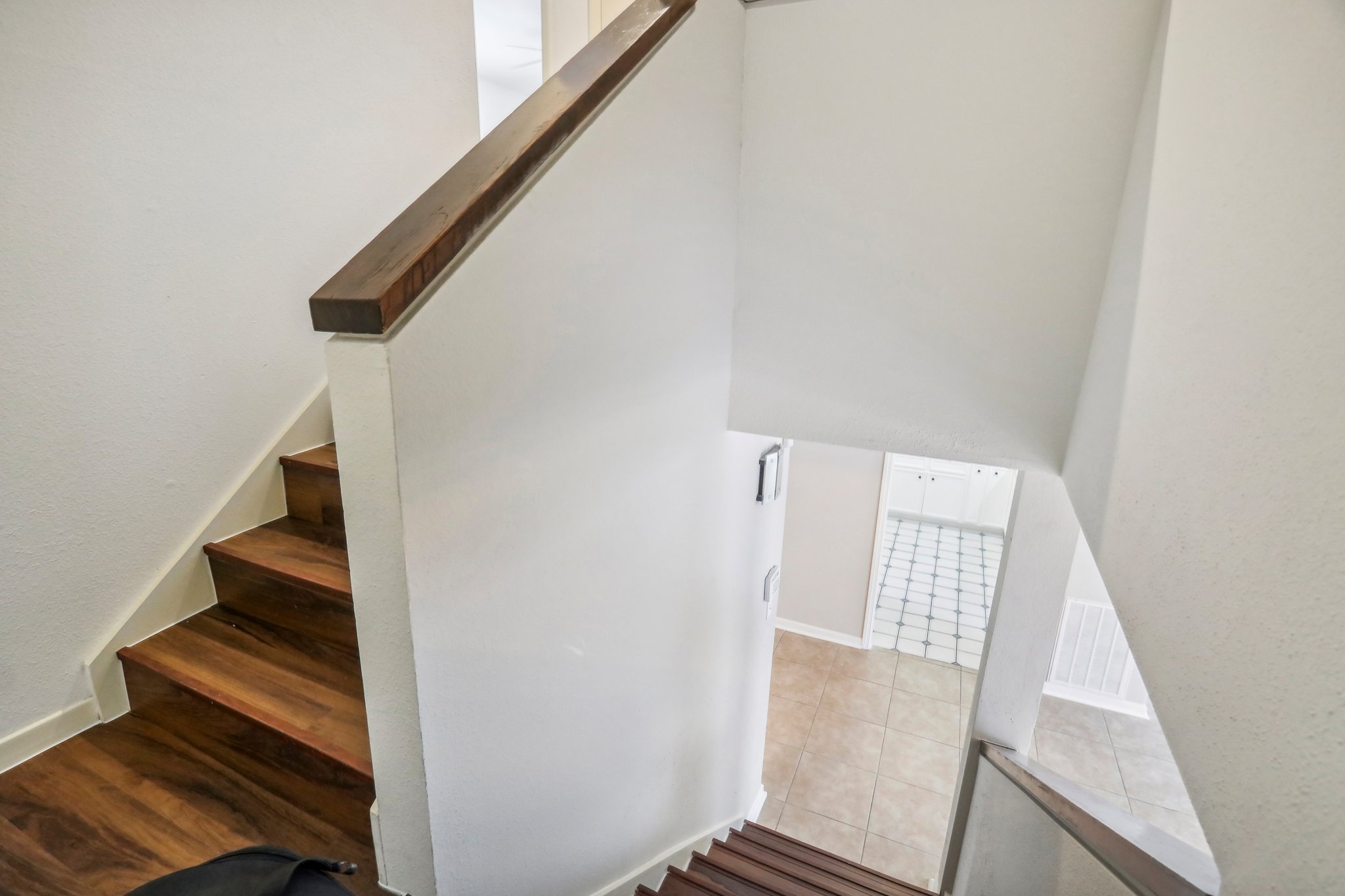 S Braeswood Blvd 56-031.jpg