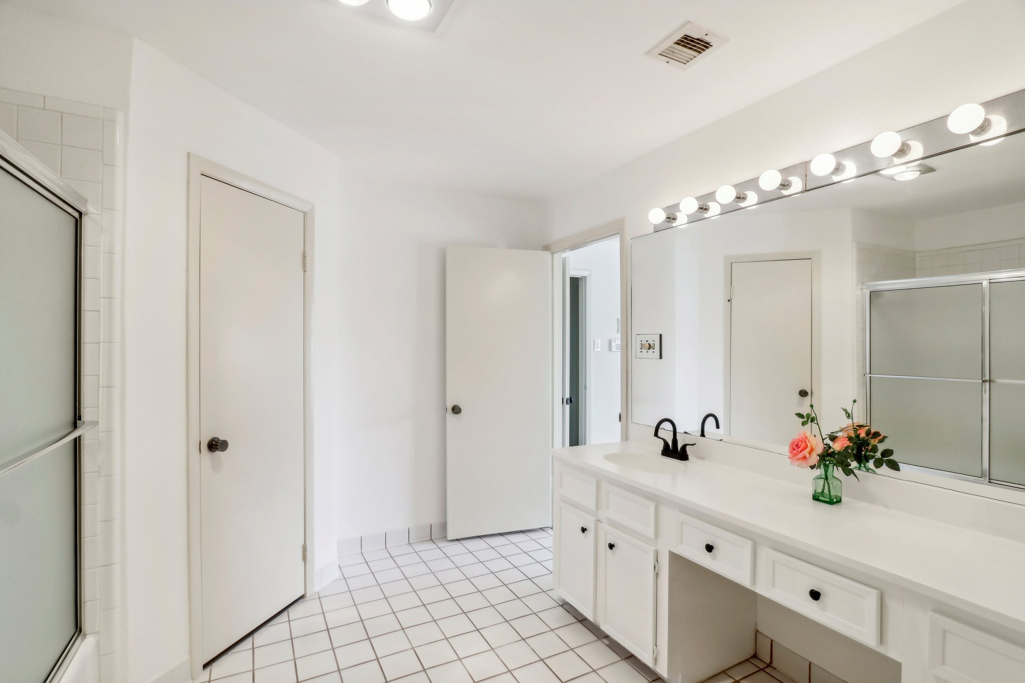 S Braeswood Blvd 56-041.jpg