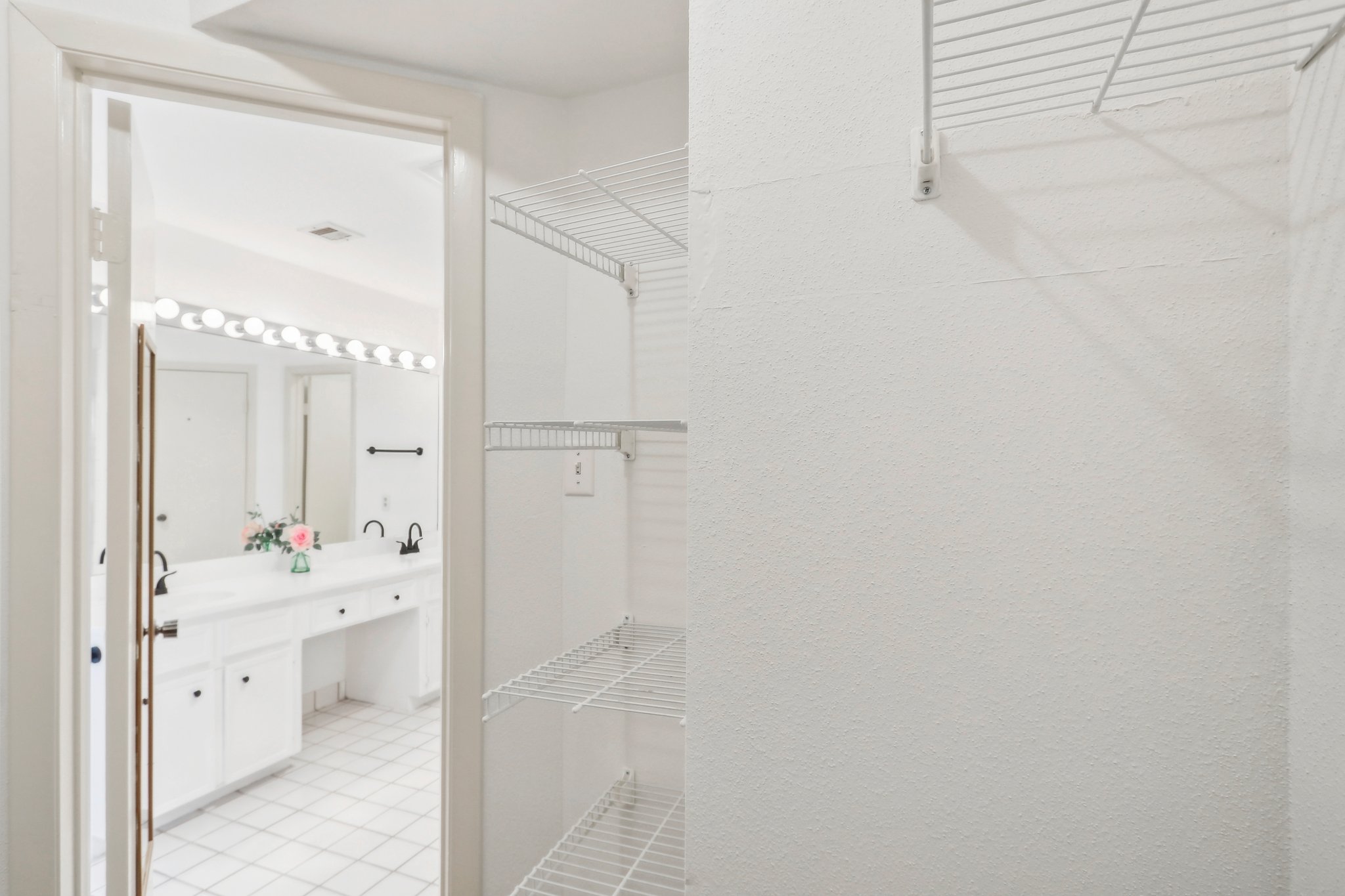 S Braeswood Blvd 56-042.jpg