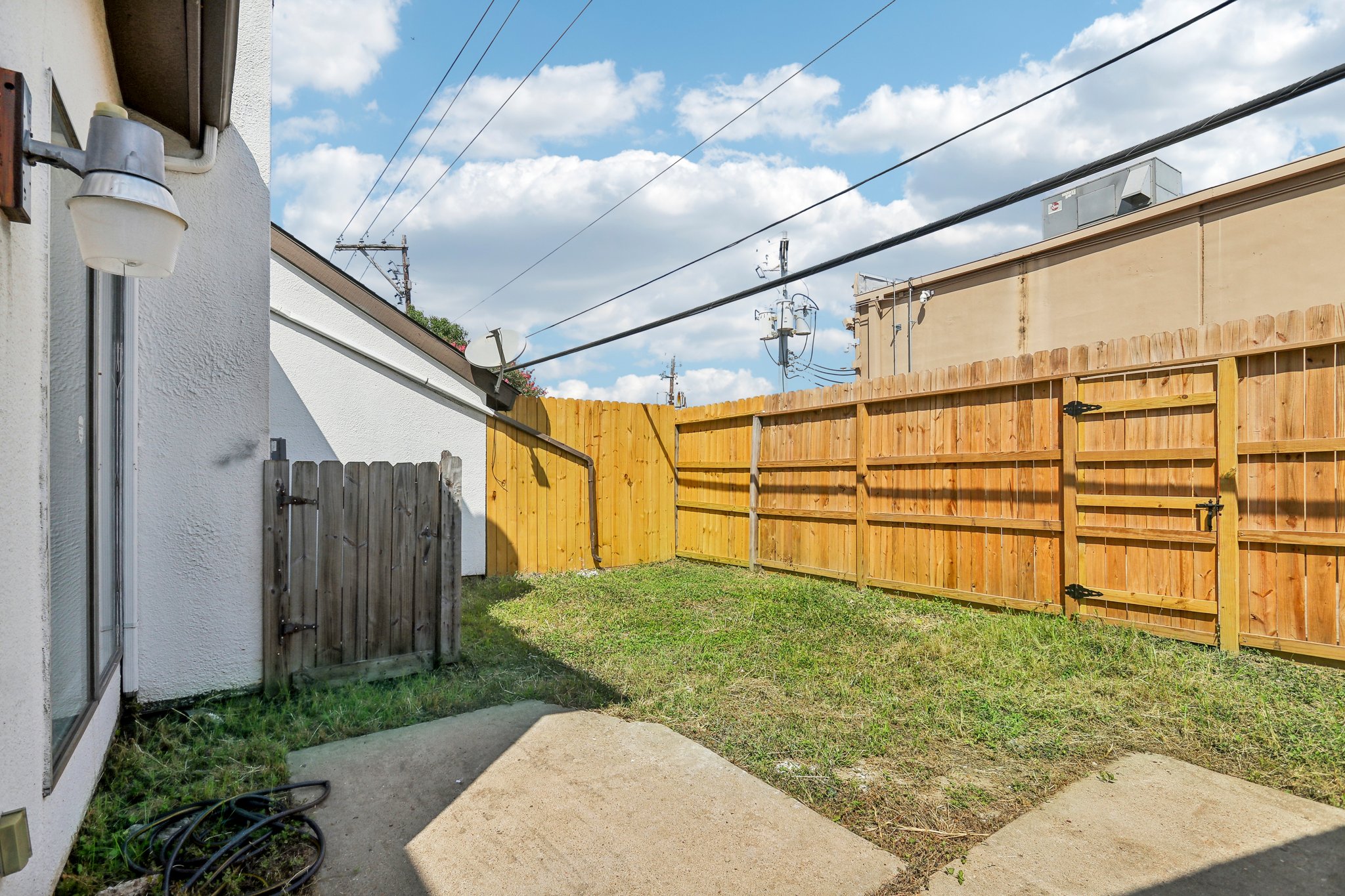 S Braeswood Blvd 56-044.jpg