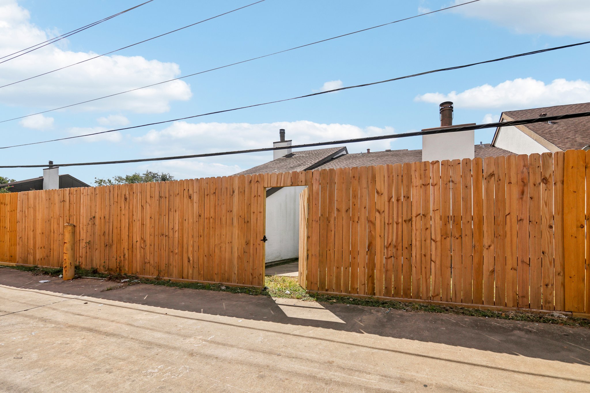 S Braeswood Blvd 56-046.jpg