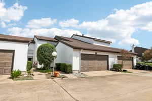 S Braeswood Blvd 56-002.jpg