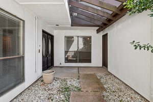 S Braeswood Blvd 56-005.jpg