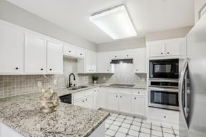 S Braeswood Blvd 56-023.jpg