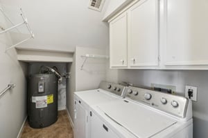 S Braeswood Blvd 56-026.jpg